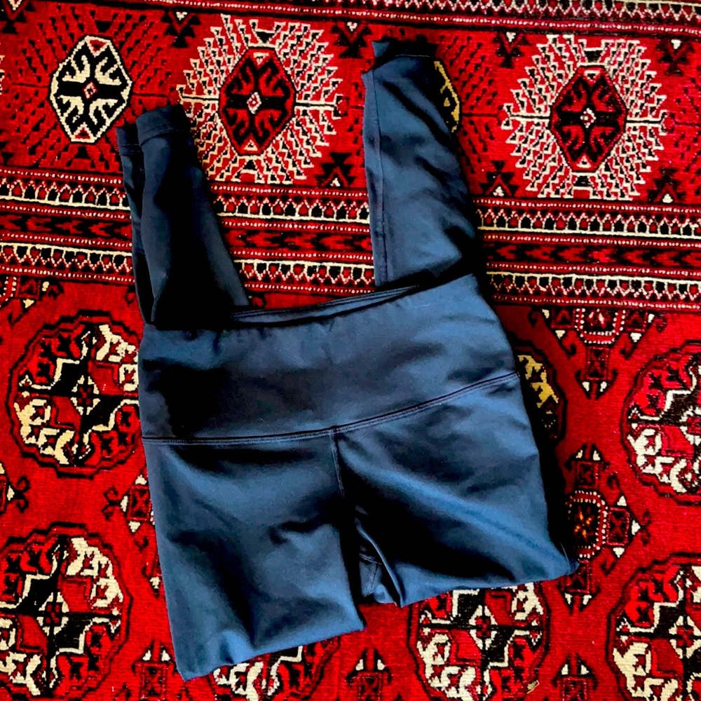 Blank Zella Leggings with super cute side detail